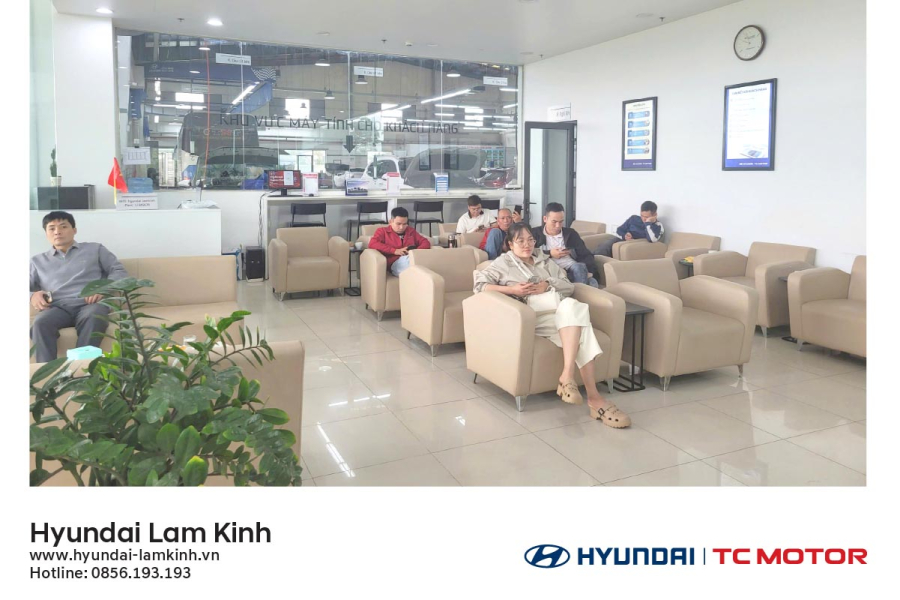 ngay-dich-vu-xanh-hyundai-lam-kinh