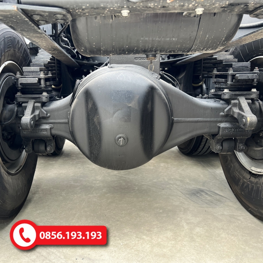 đầu kéo Xcient GT tại Hyundai Lam Kinh