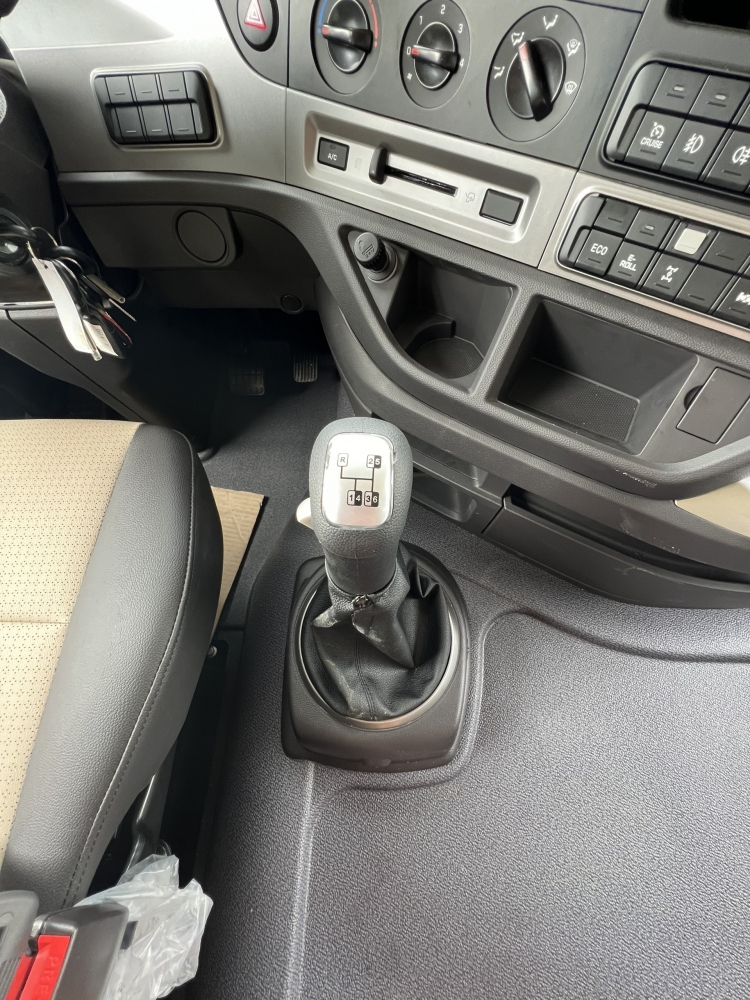 đầu kéo Xcient GT tại Hyundai Lam Kinh